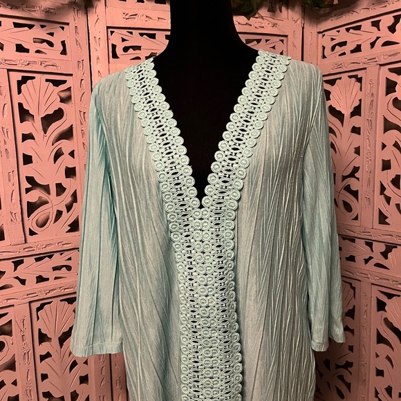 CATALINA AMAZING SOFT LIGHT TURQUOISE GREEN CROTCHET FRONT MID SLEEVE TUNIC TOP - Picture 2 of 10